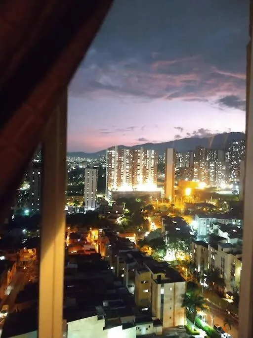 Apartamento Amoblado Completo -Vista Espectacular Medellin 0*,